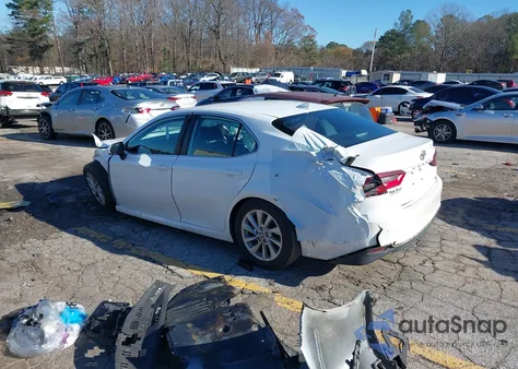 2021 Toyota Camry Le из США, поврежденный, VIN 4T1C11AK4MU570836